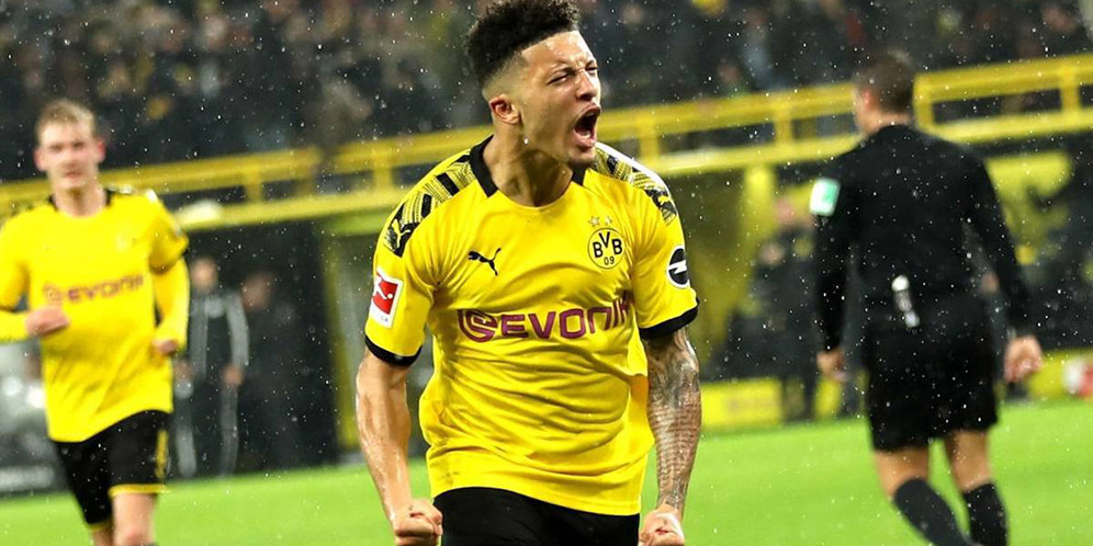 Potong Rambut, 2 Bintang Dortmund Ini Diberi Sanksi